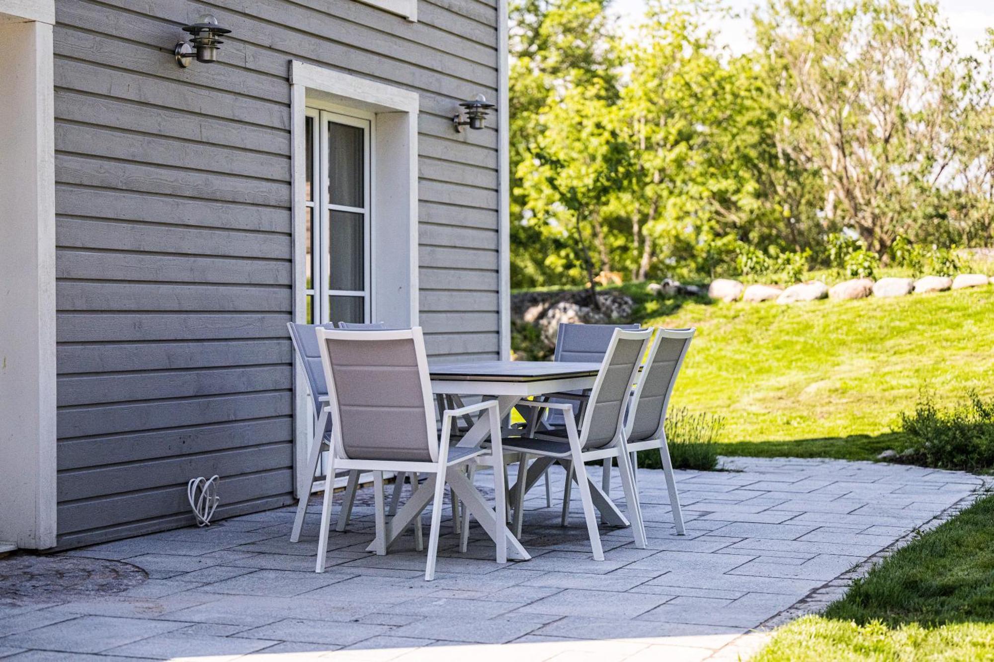 Exclusive Tranquil Villa By The Sea, Boat Available Drottningskär Extérieur photo