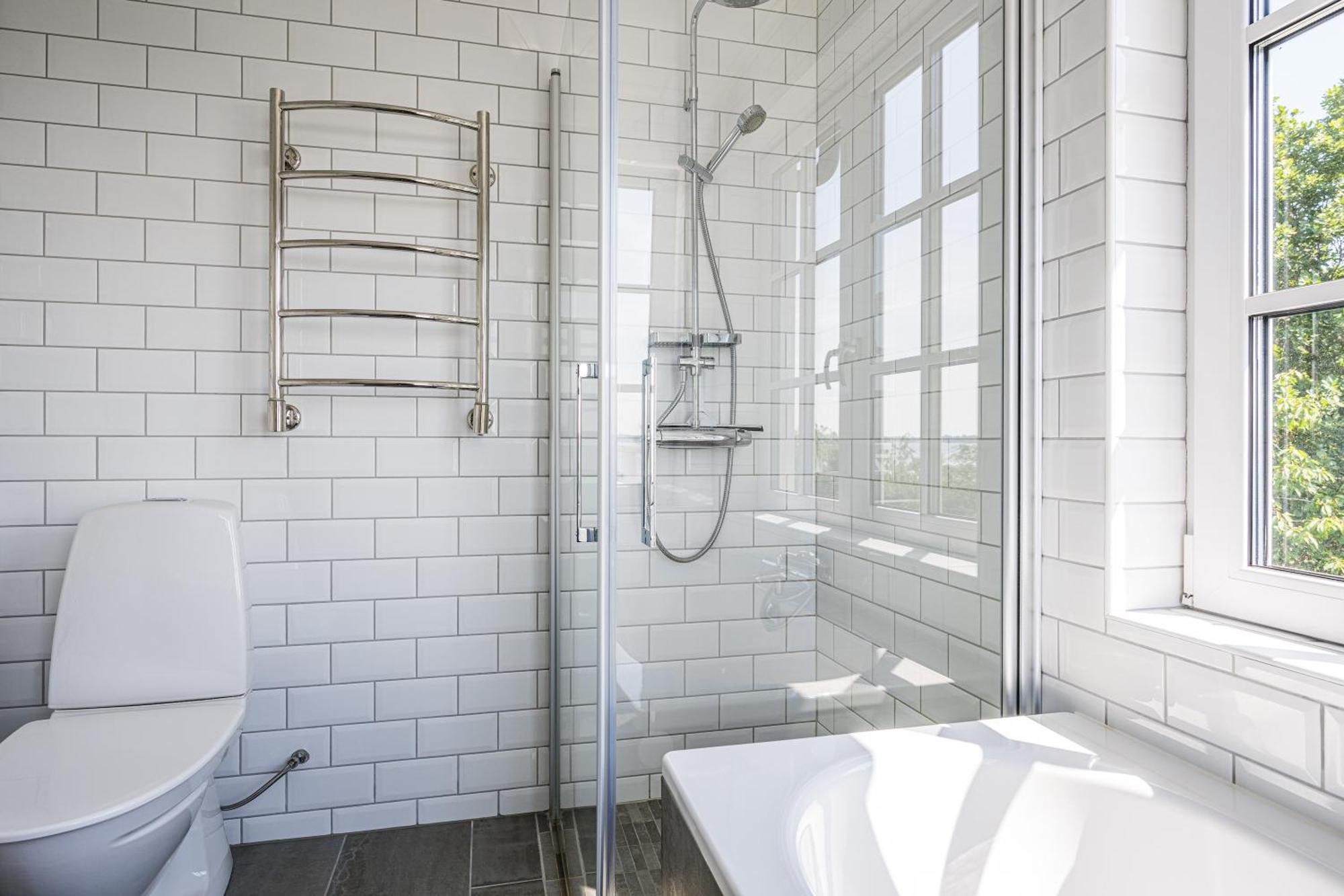Exclusive Tranquil Villa By The Sea, Boat Available Drottningskär Extérieur photo